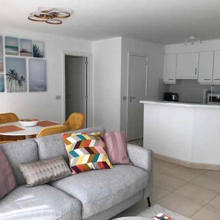Urbanstay Suites - Beachfront Apartment In Knokke エクステリア 写真